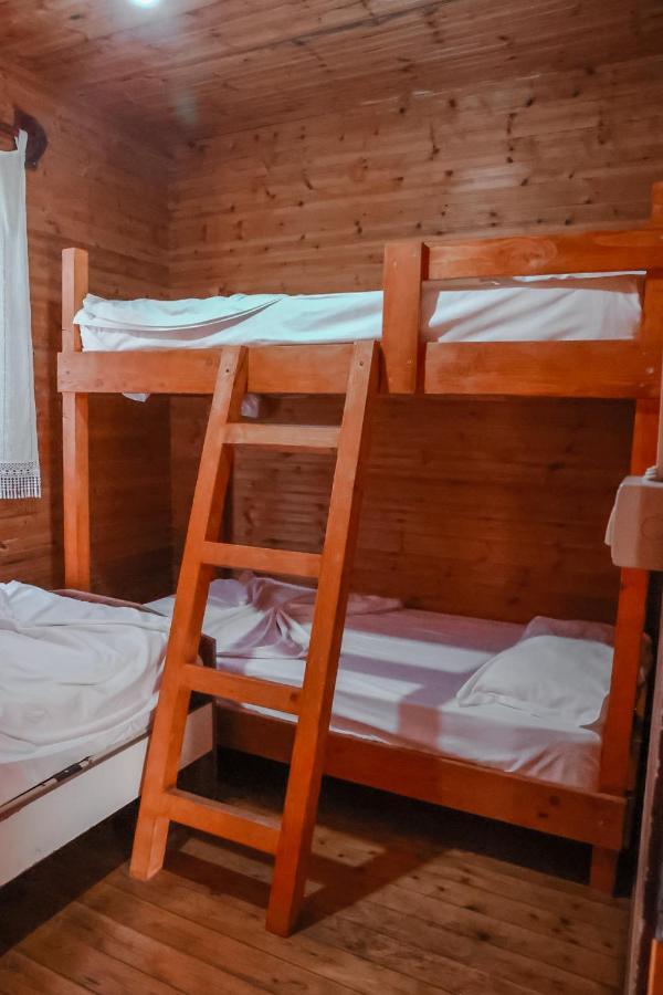 Plazhi Gjeneralit - Small Cabins - Bungalows - Apartaments - Villas - Suite Kavaje Eksteriør bilde
